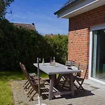 Tatil Evi Inselblume 28 - Mit Garten In Burg auf Fehmarn