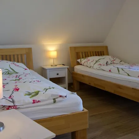 Inselblume 28 - Mit Garten In Holiday home