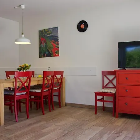 Inselblume 28 - Mit Garten In Tatil Evi Burg auf Fehmarn